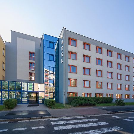 Hotel Arnost Garni Pardubice Dış mekan fotoğraf